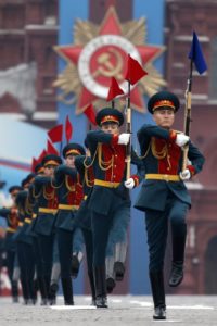Russian servicemen take part in the Victory Parade on Moscow's Red Square May 9, 2012. Russia celebrates the 67th anniversary of the victory over Nazi Germany on Wednesday. REUTERS/Maxim Shemetov (RUSSIA - Tags: MILITARY ANNIVERSARY SOCIETY)