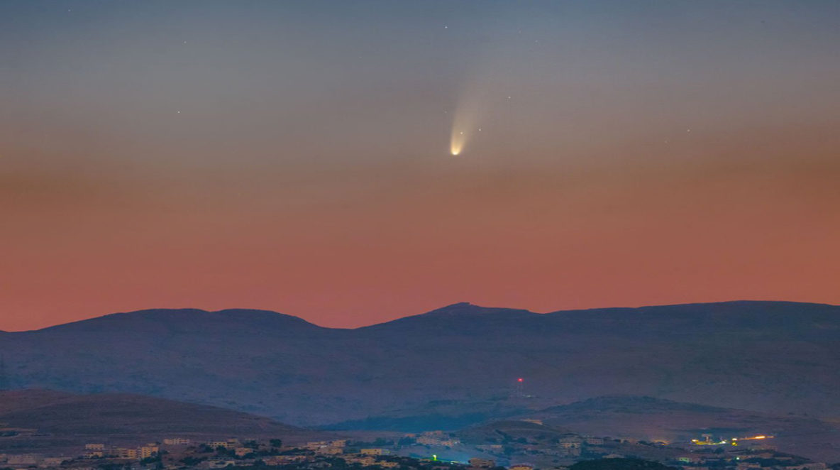 Surprise 2020 Great Comet Appears & Could Be Harbinger - Signs Of The ...