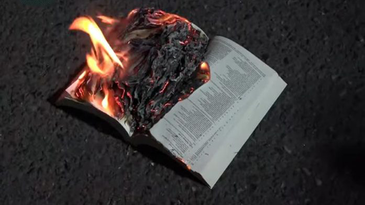 Portland Protesters Burn Holy Bible & American Flag - Signs Of The Last ...